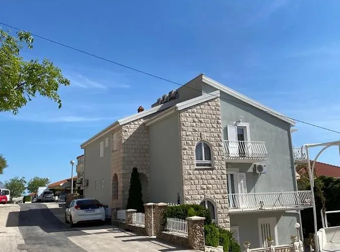 Villa Nika & Karlo Makarska