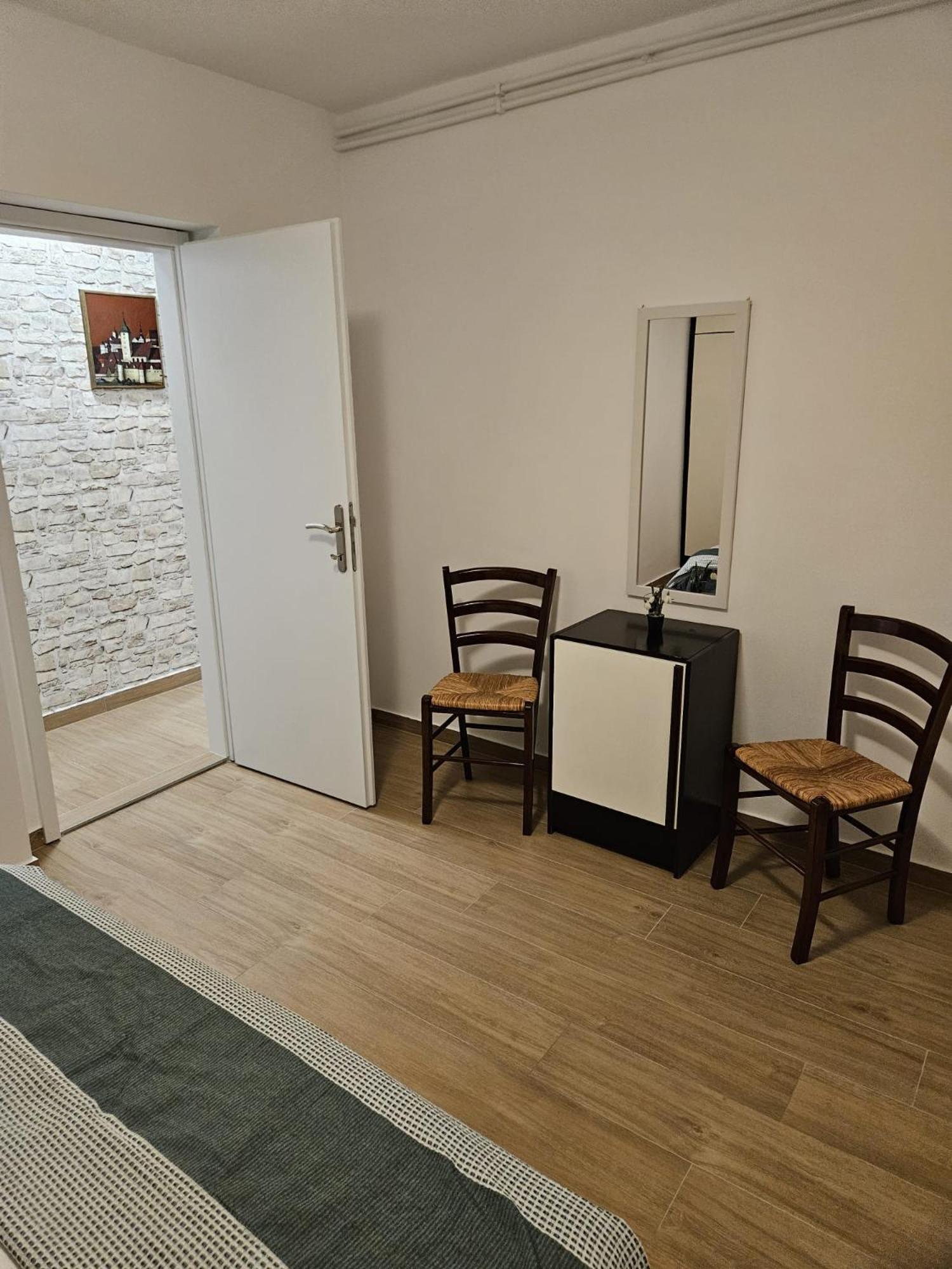 Nika & Karlo Apartment